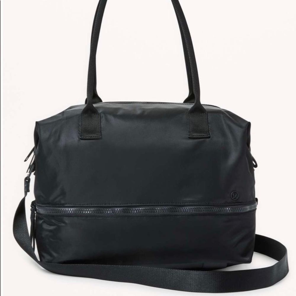 Lululemon Go Lightly Duffel *NWT*